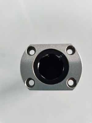 Rodamientos lineales industriales de 25 mm G6 Precisión Gcr15 Bola de acero / retenedor de nylon para maquinaria