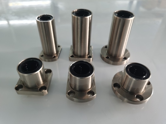 OEM SUS Bola de acero GCR15 Arbusto de brida redonda para movimiento lineal